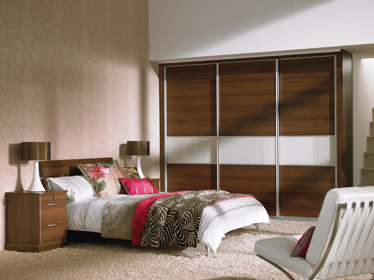 bedroom 18